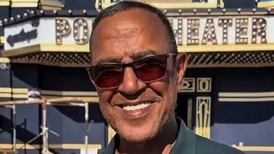 المسرح راجع الساحل.. أشرف عبد الباقي يعلن عودة فرقة “سوكسيه”
