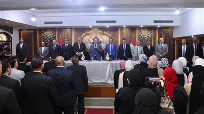نقيب المحامين يترأس جلسة حلف اليمين للأعضاء الجدد