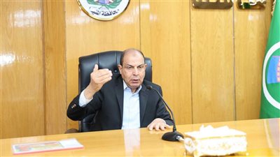 محافظ المنيا يهنئ منتخب مصر الوطني بتأهله إلى دور الـ16 