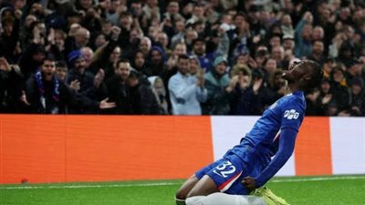 إيفرتون يتمم تعاقده مع لاعب تشيلسي في الميركاتو الصيفي