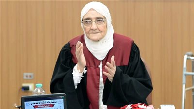 «العلم لا يتقاعد».. آمال إسماعيل تحقق حلم الدكتوراه بعمر 83 عاما من جامعة المنصورة