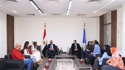 محافظ دمياط يبحث مع وفد أممي وإسباني تعزيز مشروعات التنمية الحضرية بالمحافظة