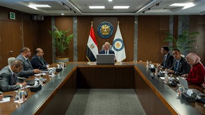وزير الاتصالات يترأس مائدة مستديرة بجنيف
