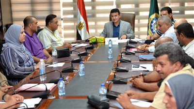 السكرتير العام للدقهلية يترأس اجتماعًا لمتابعة ملفات التقنين ومتابعة الموجة 29 لمخالفات البناء