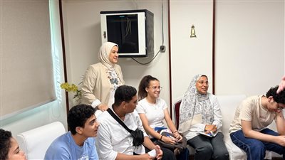 معسكرًا تدريبيًا للمراهقين 