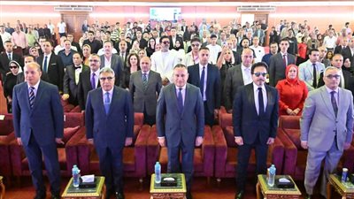 القائم بأعمال وزير الثقافة ومحافظ الدقهلية يشهدان حفل ختام المهرجان القومي للمسرح المصري بقصر ثقافة المنصورة