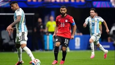 البشتاوي: أخطاء تحكيمية مؤثرة حرمت مصر أمام الأرجنتين.. وركلة جزاء صلاح كانت مستحقة