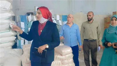 26 محضرا تموينيا يكشف ضبط سكر مغشوش ودقيق مدعم ومخالفات بأسواق دمياط 