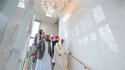 العيسى يفتتح جامع الرحمن في نيوزيلندا