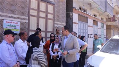 محافظ دمياط يوجه ببدء تنفيذ مشروعات حياة كريمة وحل شكاوى المواطنين بالقرى