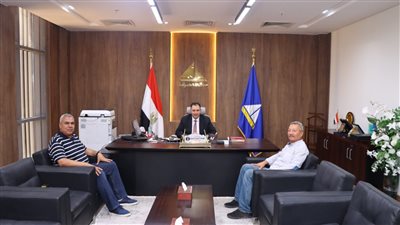 تعاون بين محافظة دمياط والشركة الوطنية للطرق لتطوير خدمات الطرق ورأس البر