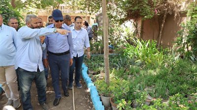 محافظ المنيايتفقد مشتل الإدارة التعليمية ويشيد بدوره في دعم التشجير وتجميل المدارس 