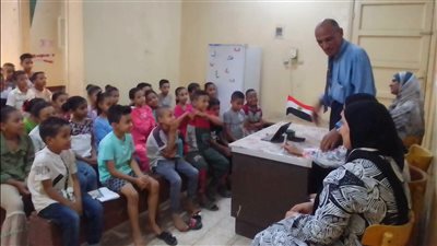 وحدة السكان بالأقصر تنظم ندوة توعوية لطلاب المدارس حول «الانتماء للوطن والتعلم»