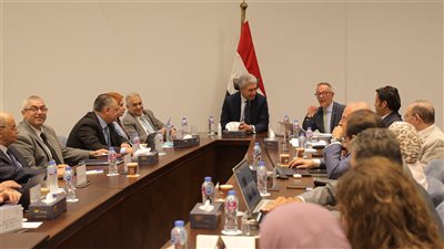 وزير السياحة والآثار يترأس اجتماع مجلس إدارة هيئة المتحف المصري الكبير