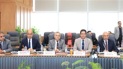 رئيس جامعة المنيا يشهد اجتماع المجلس الأعلى للجامعات بالعاصمة الجديدة 