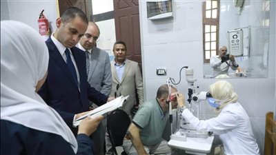 تفاصيل جولة نائب وزير الصحة بمستشفى رمد قلاوون 