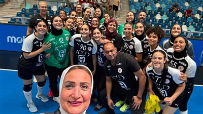 رئيسة بعثة منتخب الشابات: فخورة ببنات مصر.. وما يحدث في المونديال إنجاز 