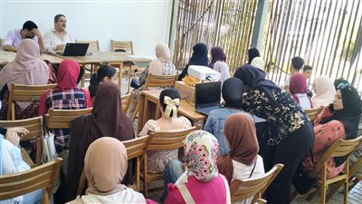 بدائل الثانوية العامة تؤهل إلى سوق العمل.. ندوة توعوية بالمدينه الصديقه بدمياط 
