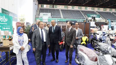 الافتتاح