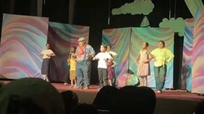 «كوكب سيكا» يحلّق بأحلام الأطفال على مسرح مجلس مدينة الفيوم