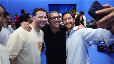 فيلم باسط للعضلات