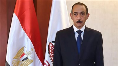 محافظ سوهاج يصدر حظرًا تامًا على تداول المستندات الرسمية عبر السوشيال ميديا