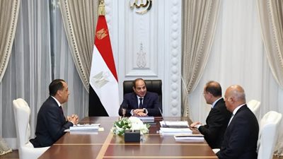الرئيس السيسى يوجه بضمان التأكد من تسليم حاجزى المشاريع العقارية وحداتهم دون تأخير