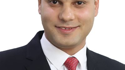 النائب أنس هلول: توجيهات الرئيس بشأن الشواطئ والمشروعات العقارية تؤكد أن حقوق المواطنين خط أحمر
