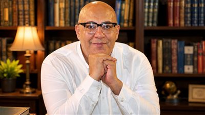 عادل توماس 