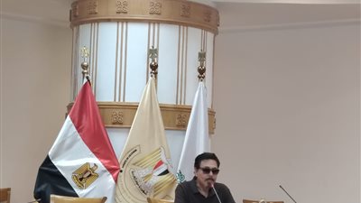 الفنان محمد رياض يلقي محاضرة عن فن التمثيل