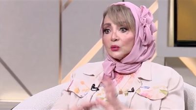 شهيرة: “أحمد زكي كان أهم فنان في دفعتي بالمعهد وفضلنا أصحاب لحد ما توفى”