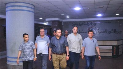 محافظ دمياط يتفقد مستشفى دمياط العام ويتابع الخدمات المقدمة للمرضى