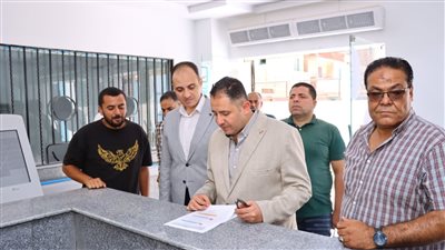 محافظ دمياط يتابع مشروعات حياة كريمة بكفر سعد ويوجه بسرعة استكمال الأعمال