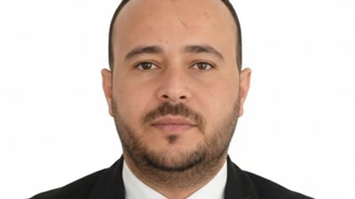 الدكتور عبداللطيف مشرف