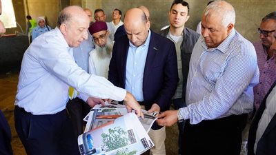 وزير العمل ومحافظ مطروح يتفقدان المراحل النهائية لإنشاء مكتب العمل الجديد بالضبعة (صور)