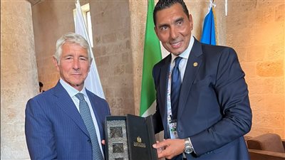 وزير الشباب والرياضة يلتقي نظيره الإيطالي 