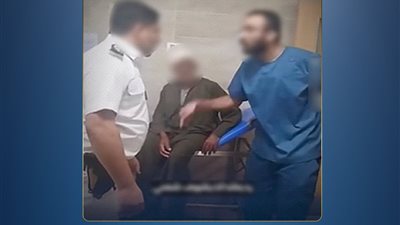 الداخلية تعاقب رجالها.. مصدر أمني: مساءلة ضابط الشرطة المتجاوز مع طبيب بسوهاج رغم التصالح