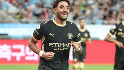 عمر مرموش مهاجم منتخب مصر ومانشستر سيتى الإنجليزى