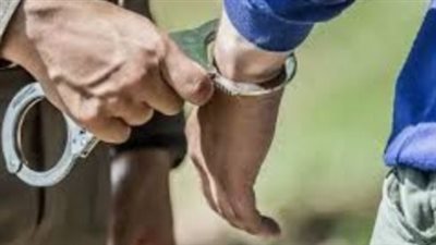 سرقوا سيارته ودفنوا جثته بالصحراء..ضبط المتهمين بإنهاء حياة سائق سفاري بالفيوم 