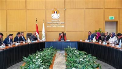 وزيرة الإسكان تبحث مع «CSCEC» الصينية تنفيذ مشروعات كبرى جديدة بالعاصمة والعلمين