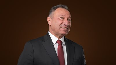 الخطيب يجتمع بفريق الكرة في حضور منصور وعبد الحفيظ 