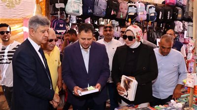 معرض أهلا مدارس في دمياط يضم أكثر من 20 عارضا بتخفيضات متنوعة