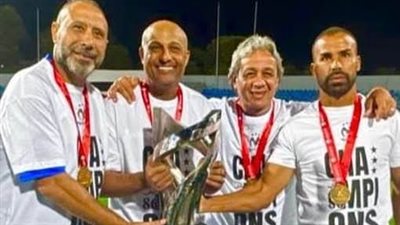 طارق مصطفى المدير الفني للفيصلي والجهاز المعاون 