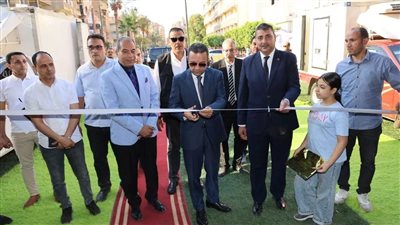بالصور.. محافظ المنوفية يفتتح معرض 