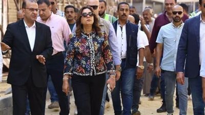 وزيرة التنمية المحلية تتفقد أعمال المرحلة الثانية من تطوير سوق العتبة بالموسكي