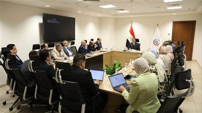 نائب وزير الصحة يتابع مشروعات صندوق رعاية الشرطة