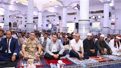 بحضور قادات الاوقاف..محافظ دمياط يفتتح مسجد «الرحمة» بالزرقا 