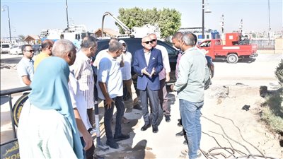 محافظ الأقصر يشدد على الالتزام بالجودة والجدول الزمني لأعمال رصف الشوراع.. صور