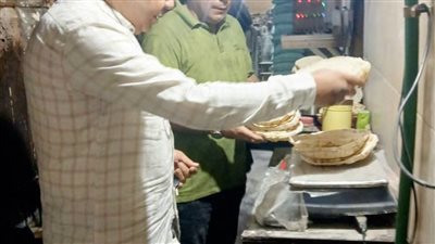 محافظ الدقهلية يتابع جهود مديرية التموين وضبط تجميع 128 بطاقة تموينية