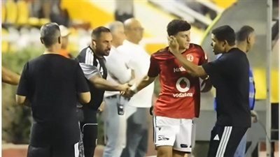 الأهلي يوضح موقفه من مشادة عموتة مع علي محمود 